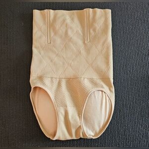 High-Waisted Cream Shapewear